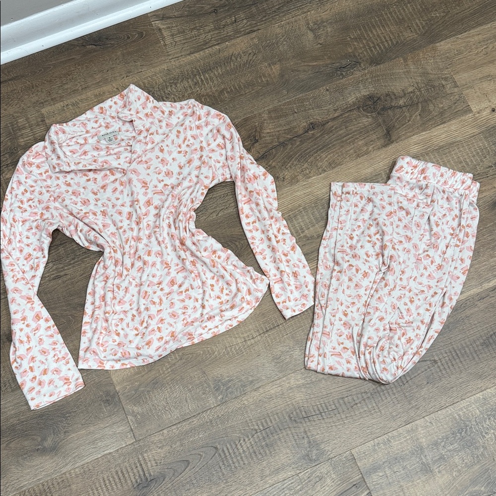 Anne Klein Women's Pink Cheetah Pajama Set